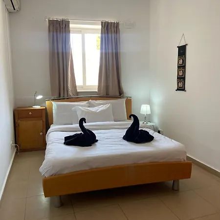 Daire 2 Bed Maisonette