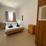 Apartman 2 Bed Maisonette Gżira