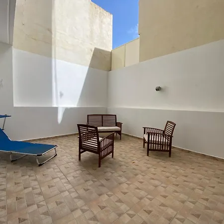 Apartment Central Oasis 2Br Outdoor Retreat *